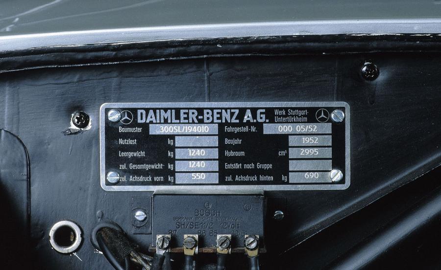 Детали интерьера Mercedes-Benz 300 SL 1955 года  (фото 37 из 233)
